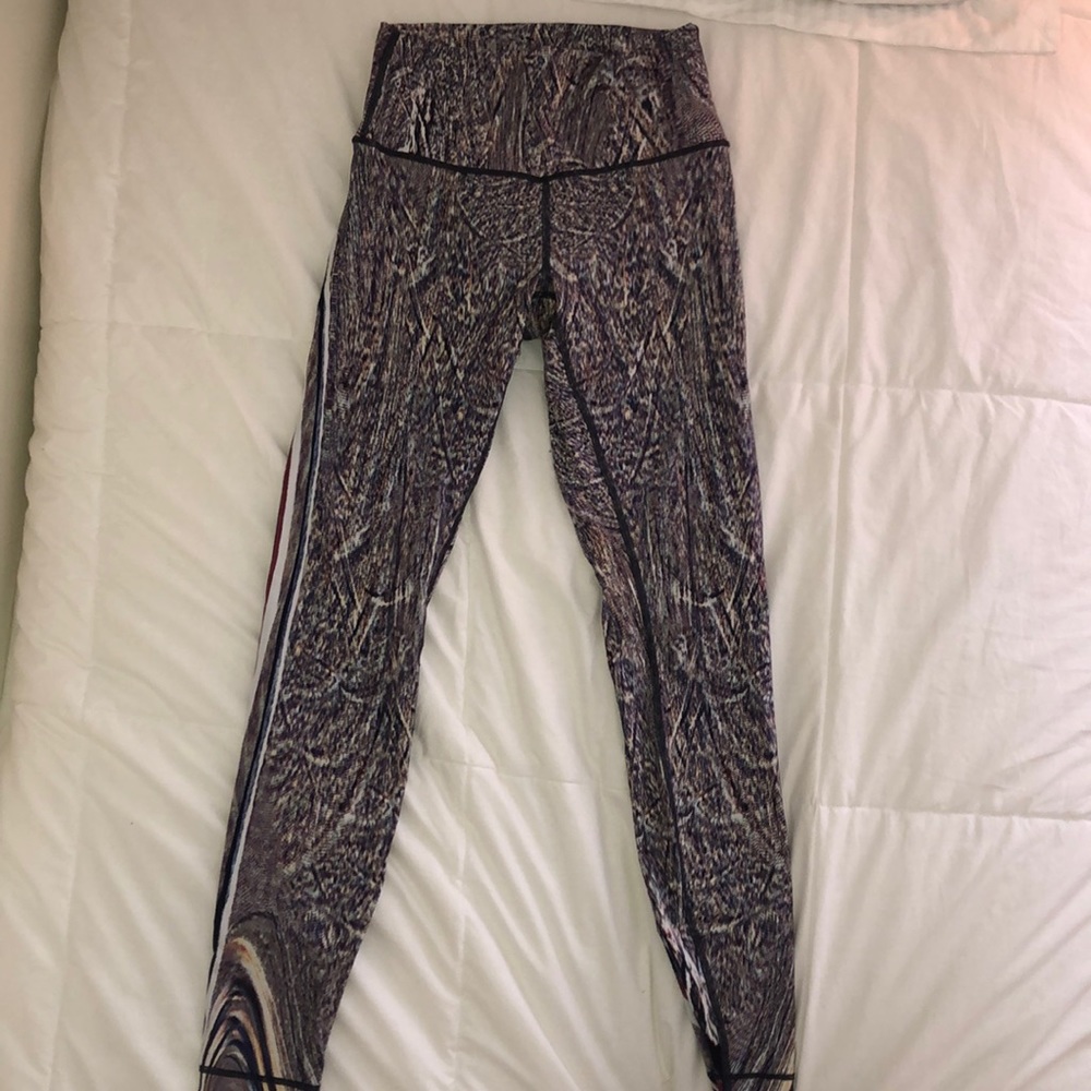 RARE lululemon wunder under leggings 🍋